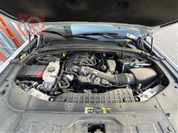 جیپ گراند شیرۆکی